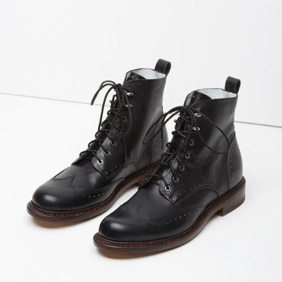 rag & bone Shoes - RAG & BONE Oxford Cozone Leather Boot In Black. Size 6.5